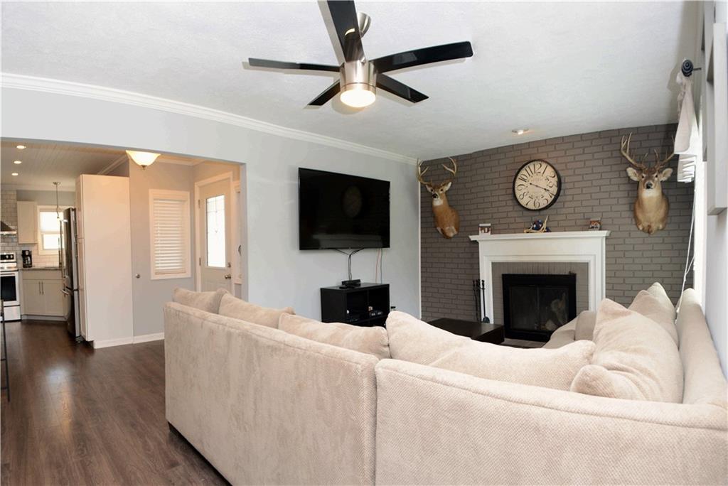 106 Hoss Road Indianapolis, IN 46217 - Photo 4 of 23 Gallery Image 4