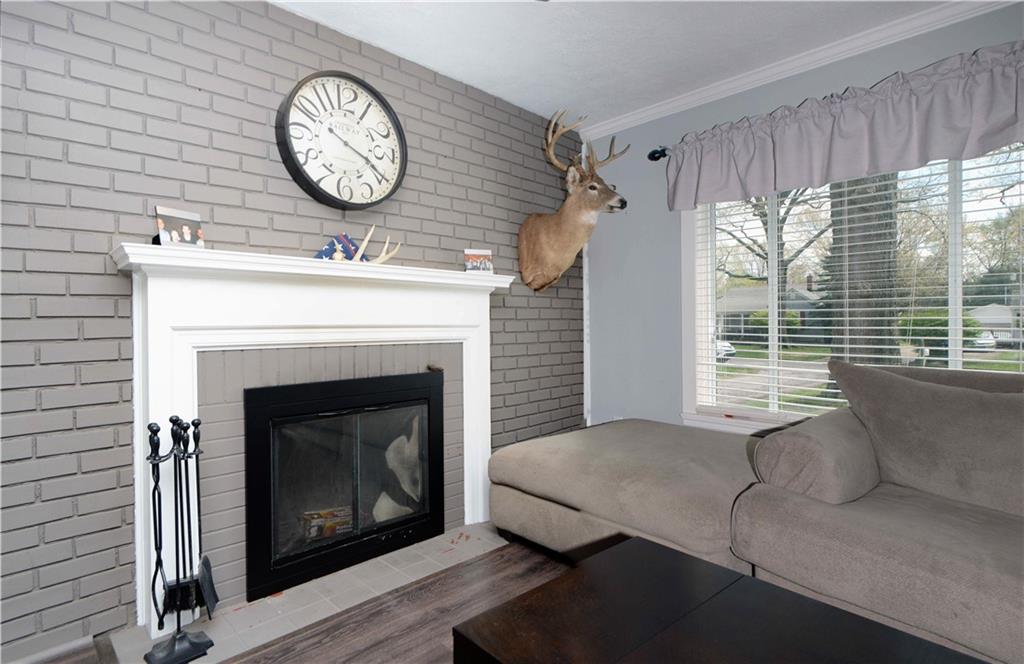 106 Hoss Road Indianapolis, IN 46217 - Photo 5 of 23 Gallery Image 5