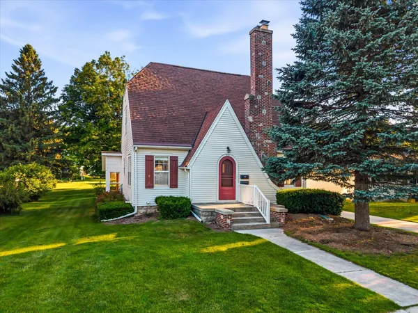 $319,600 | 515 Schwartz Street, Plymouth, WI 53073