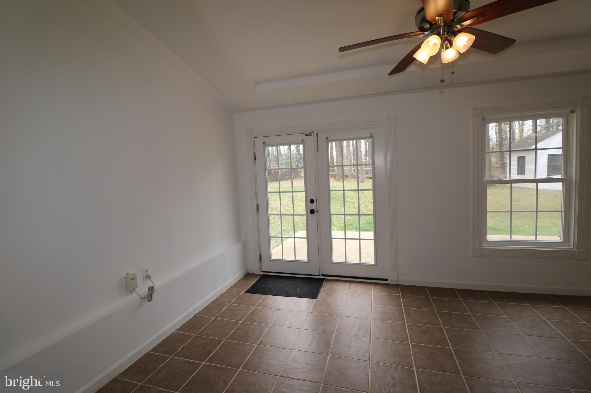 3811 Findley Road Woodbridge, VA 22193 - Photo 20 of 24 Gallery Image 20