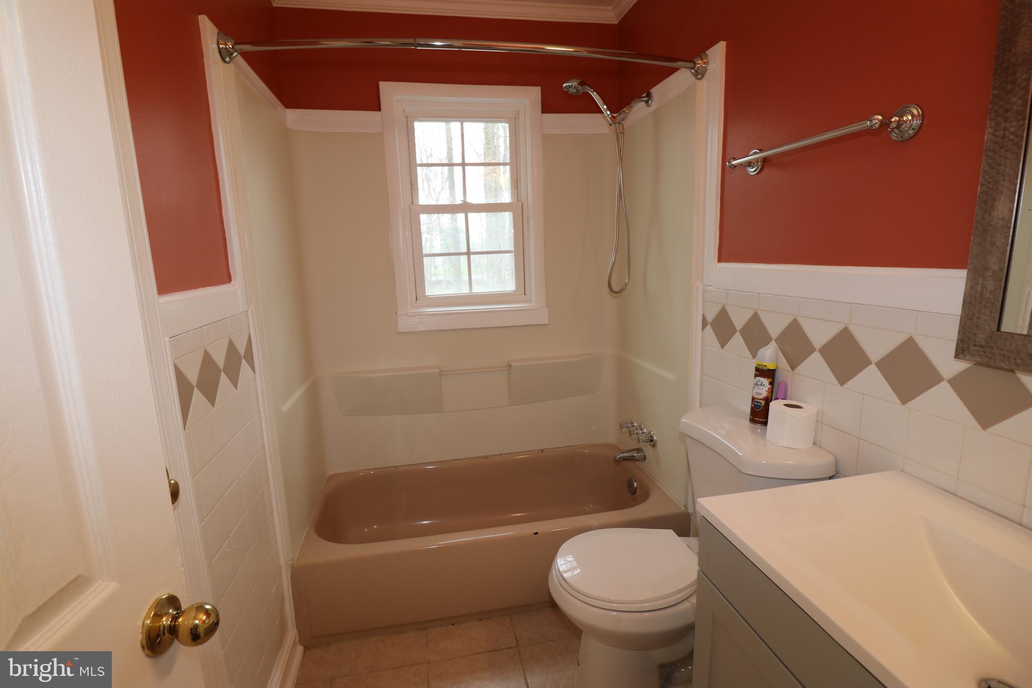 3811 Findley Road Woodbridge, VA 22193 - Photo 8 of 24 Gallery Image 8