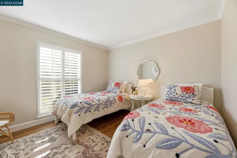 $2,095,000 | 833 Crossbrook Court, Moraga, CA 94556