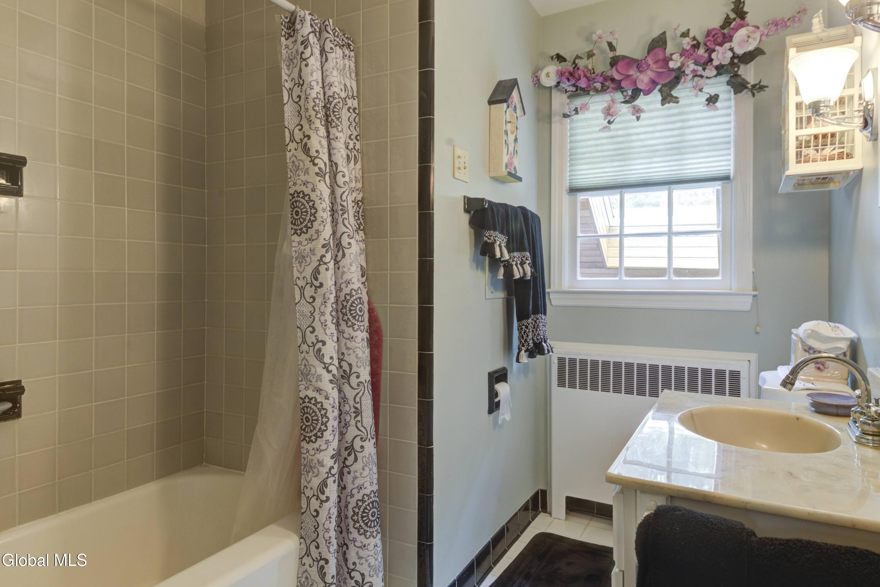 43 E Road Brunswick, NY 12180 - Photo 31 of 54 43 East Rd-43