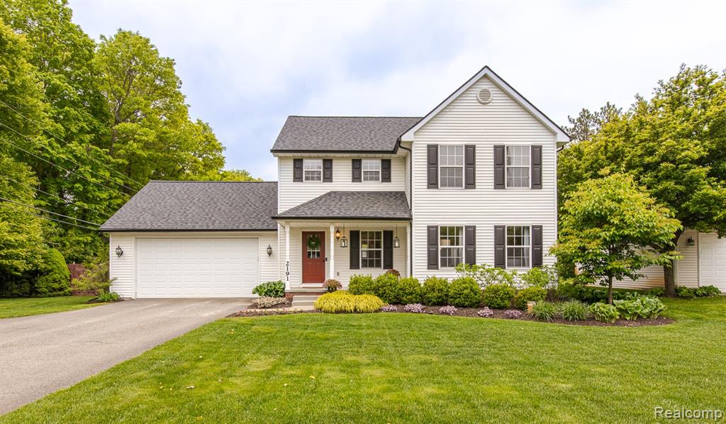 2191 West Drahner Road Oxford, MI 48371 - Photo 2 of 46 Gallery Image 2