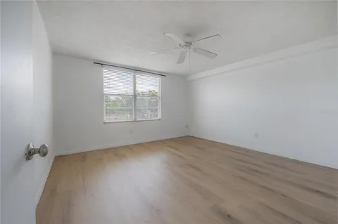 $2,100 | 4681 1st Street Northeast, Unit 209, St. Petersburg, FL 33703