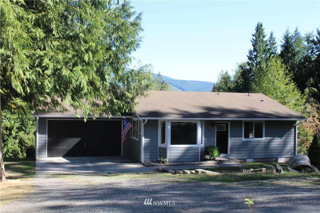 744 W Road Sedro-Woolley, WA 98284 - Photo 1 of 14