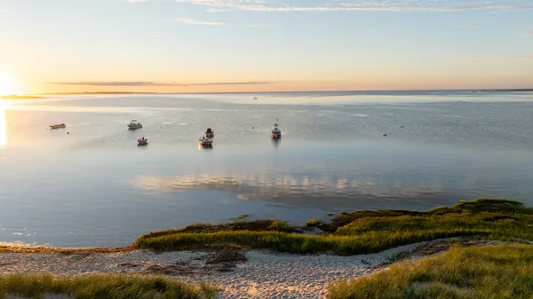 $11,500,000 | 17 Massachusetts Avenue, Nantucket, MA 02554