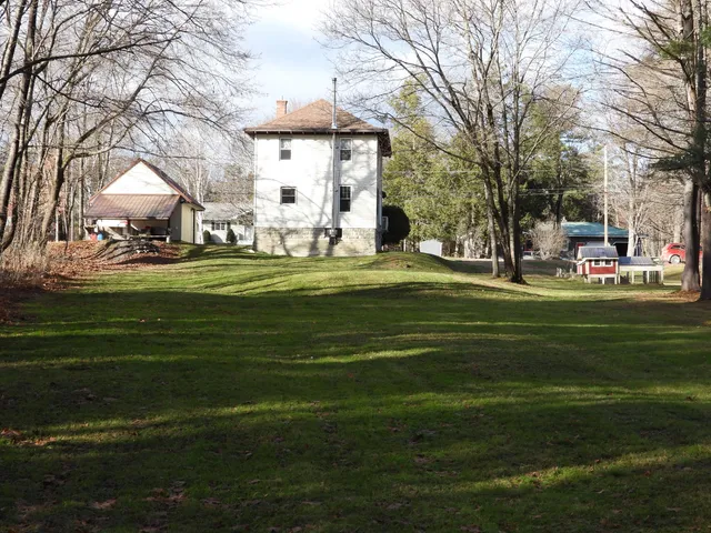 $199,000 | 131 Lee Road, Lincoln, ME 04457