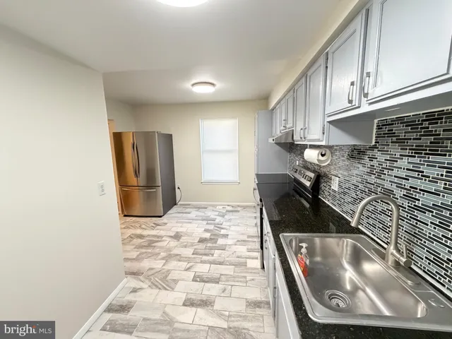 $549,900 | 6427 Old Scotts Court, Springfield, VA 22152