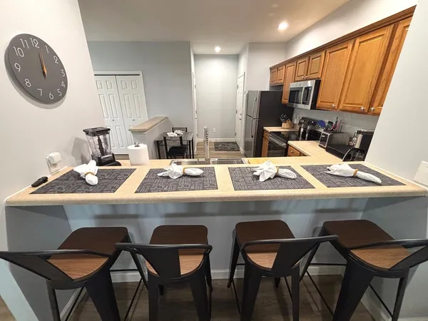$189,900 | 3792 Thornhill Circle, Unit 3792, Champaign, IL 61822