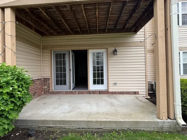 $189,900 | 3792 Thornhill Circle, Unit 3792, Champaign, IL 61822