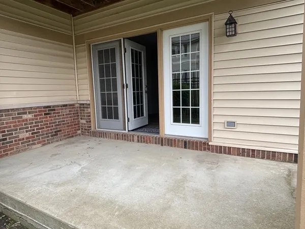 $189,900 | 3792 Thornhill Circle, Unit 3792, Champaign, IL 61822