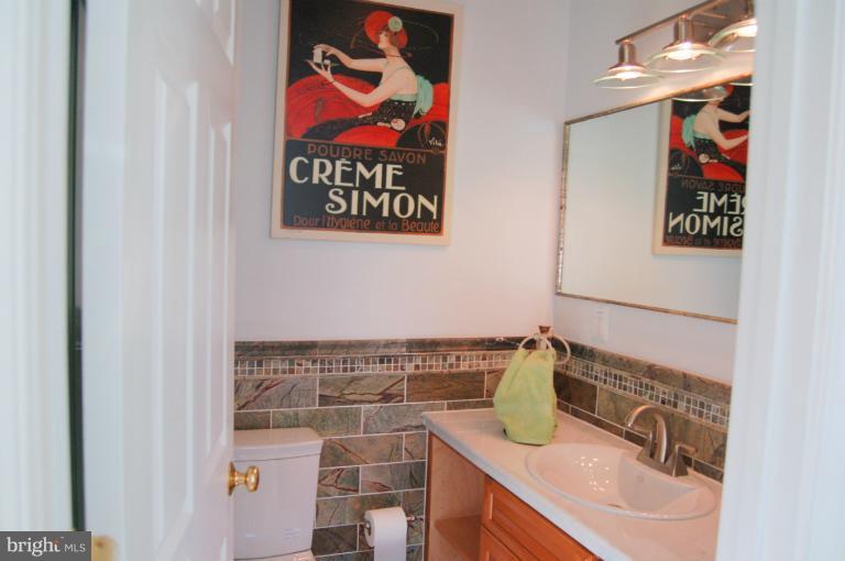 4009 Lees Corner Road Chantilly, VA 20151 - Photo 14 of 15 Bedroom