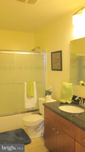 4009 Lees Corner Road Chantilly, VA 20151 - Photo 8 of 15 Bath