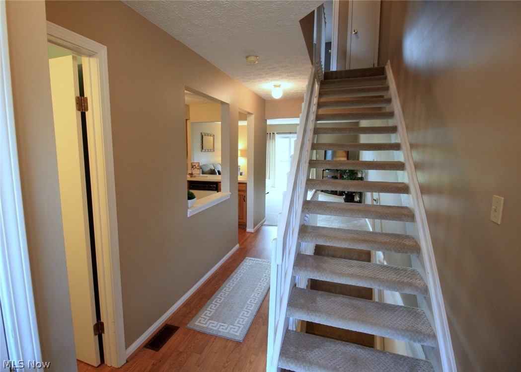 1239 Canyon View Road Northfield, OH 44067 - Photo 10 of 24 Gallery Image 10