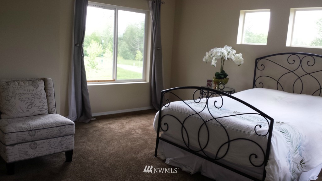 942 Panorama Ridge Mount Vernon, WA 98273 - Photo 11 of 17 Gallery Image 11