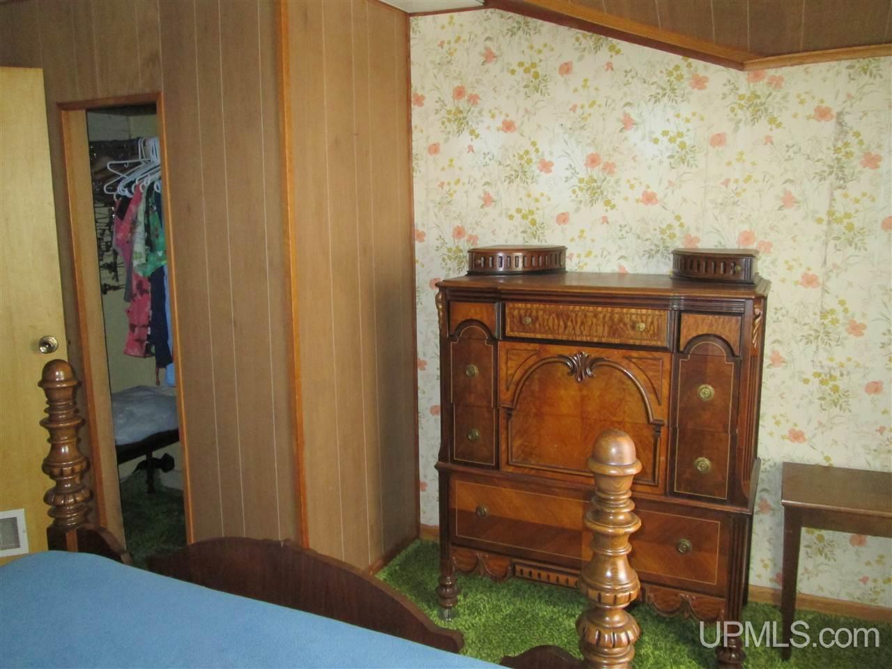 326 East County Road Negaunee, MI 49866 - Photo 14 of 29
