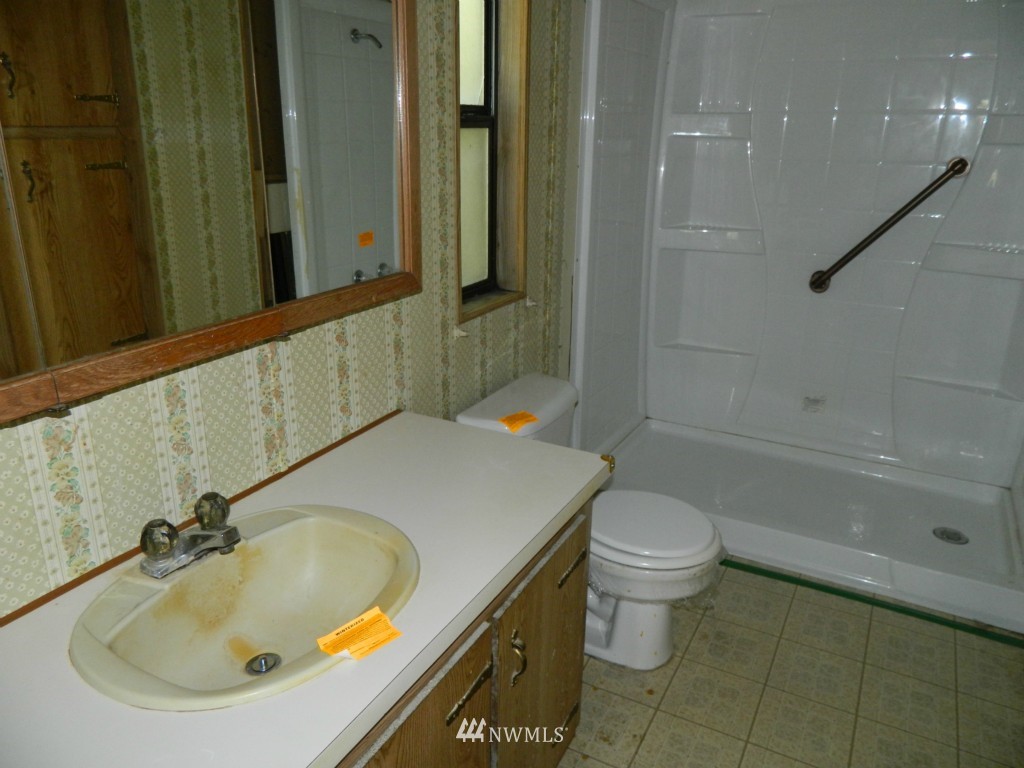 4480 East Rasor Road Belfair, WA 98528 - Photo 9 of 18 Gallery Image 9