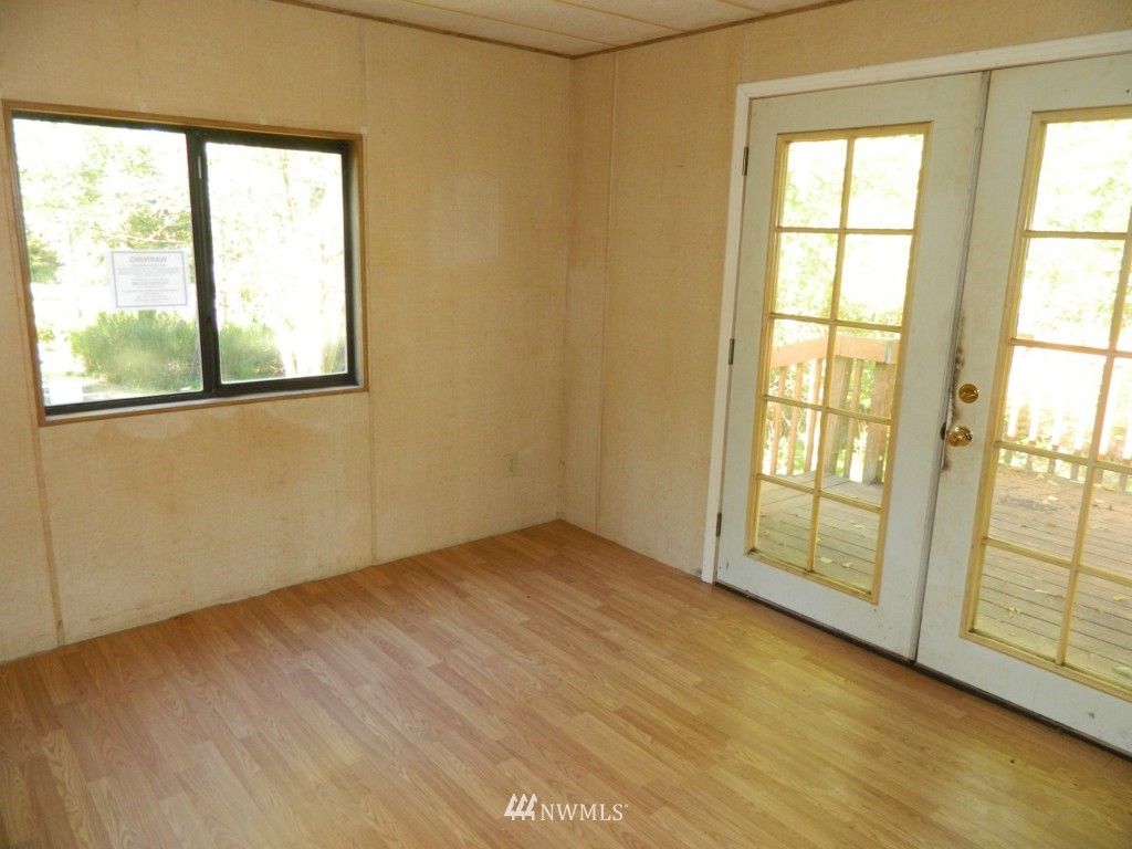 4480 East Rasor Road Belfair, WA 98528 - Photo 10 of 18 Gallery Image 10