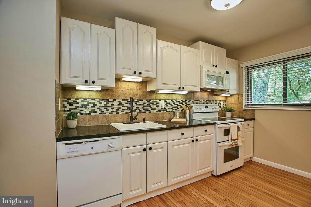 3910 Bryce Road Alexandria, VA 22312 - Photo 10 of 30 Kitchen Updates - Granite, Tile, Newer Appliances