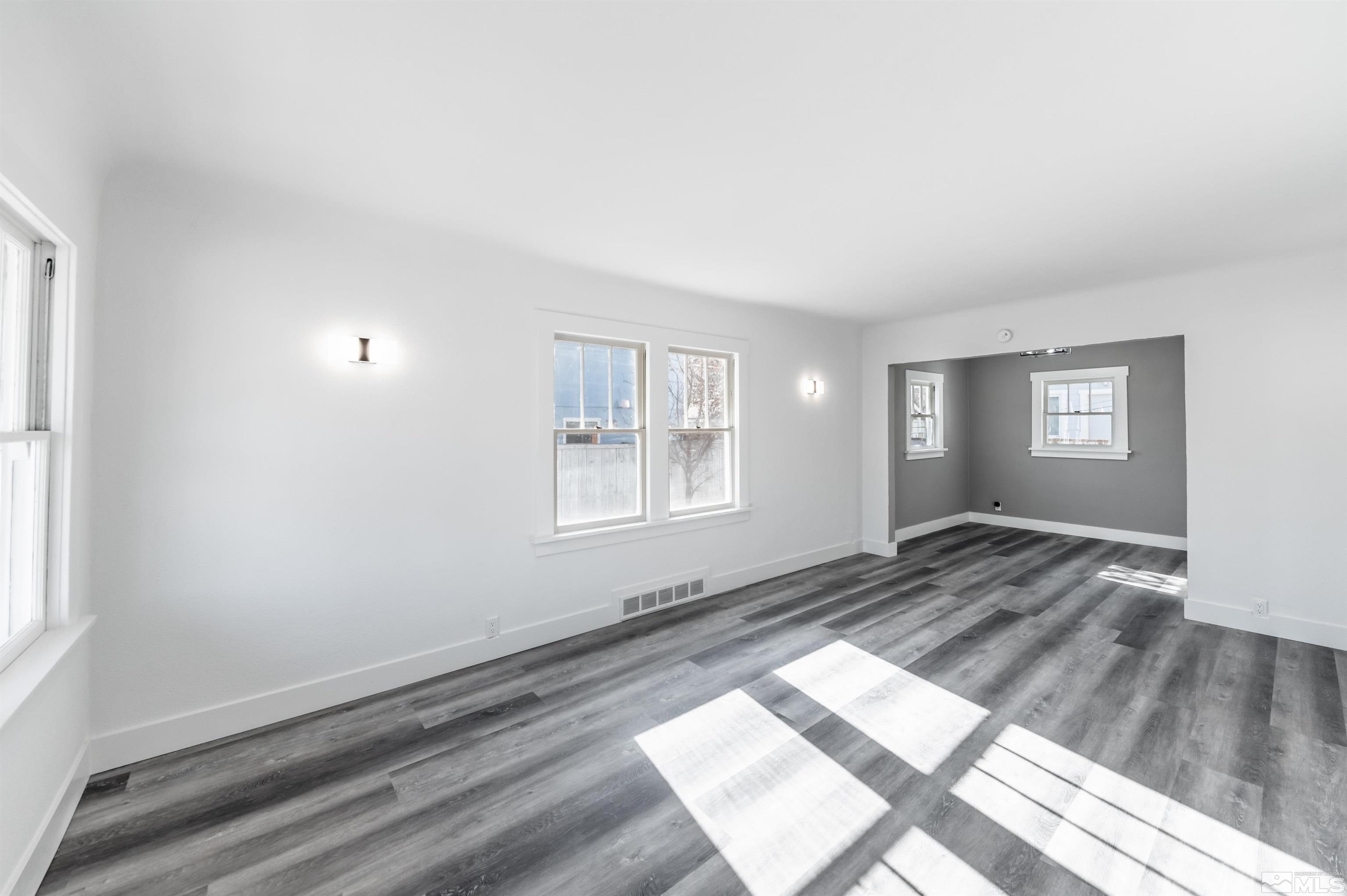 925 Wilson Avenue Reno, NV 89502 - Photo 3 of 14 Photo 3