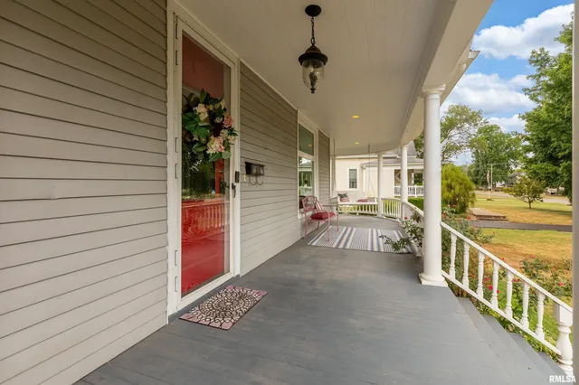 $369,900 | 535 East Main Street, Du Quoin, IL 62832