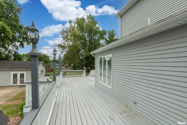 $369,900 | 535 East Main Street, Du Quoin, IL 62832