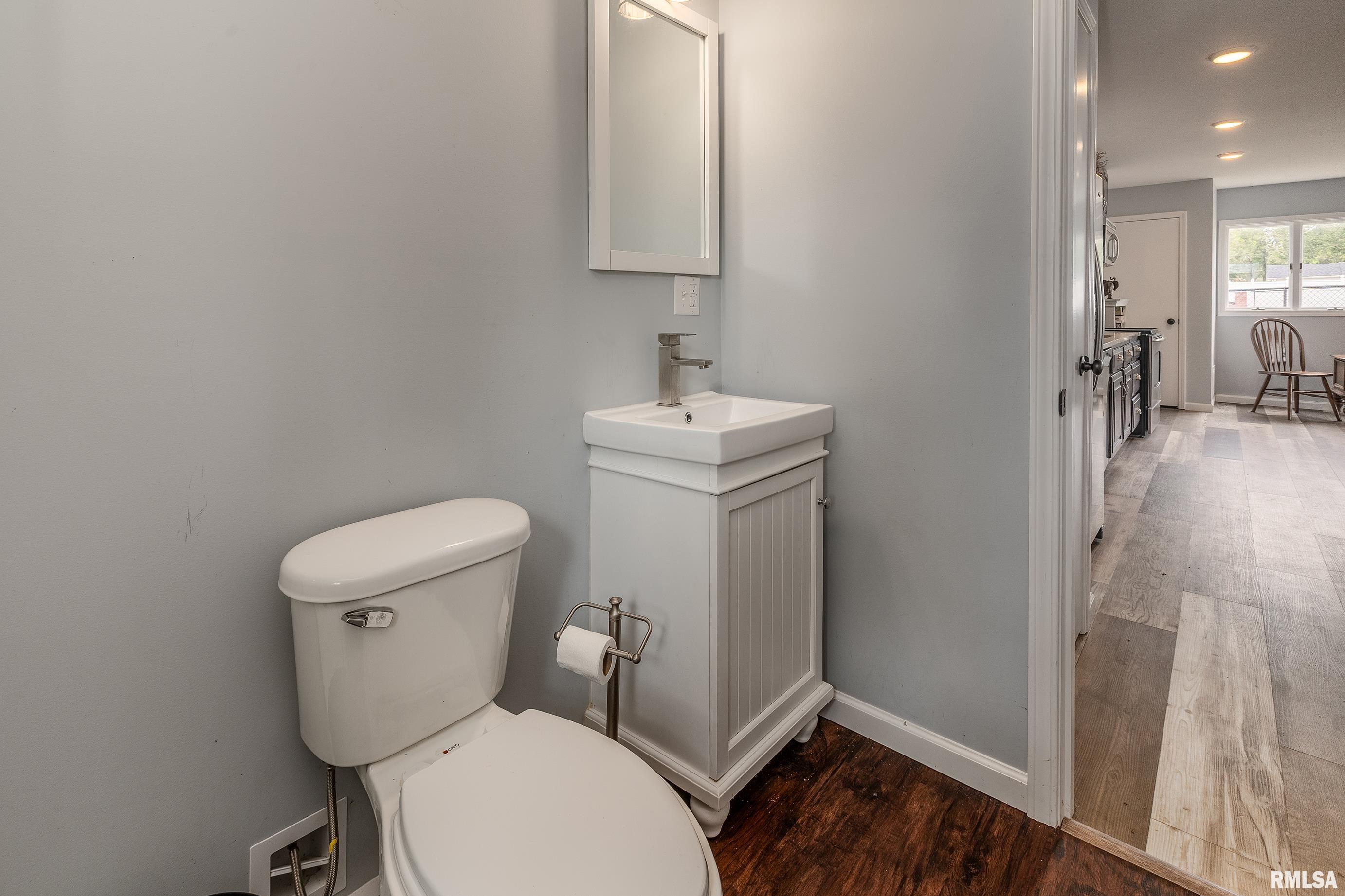 535 East Main Street Du Quoin, IL 62832 - Photo 73 of 74