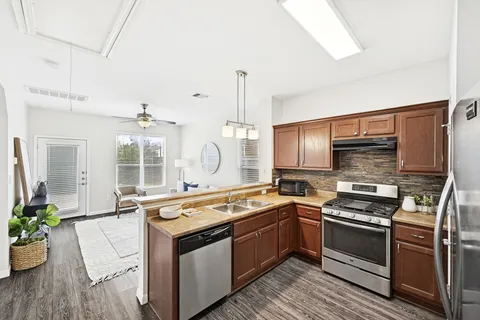 $675,000 | 2133 Emma Long Street, Austin, TX 78723