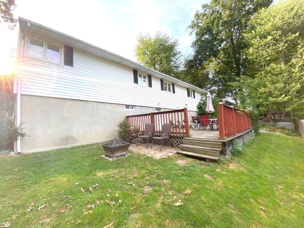 9 Dayton Street Springfield, MA 01118 - Photo 27 of 28 Gallery Image 27