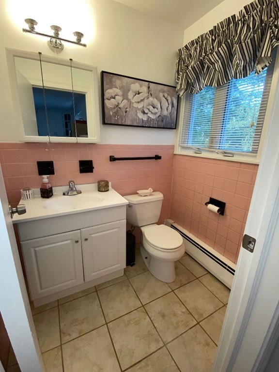 9 Dayton Street Springfield, MA 01118 - Photo 8 of 28 Gallery Image 8
