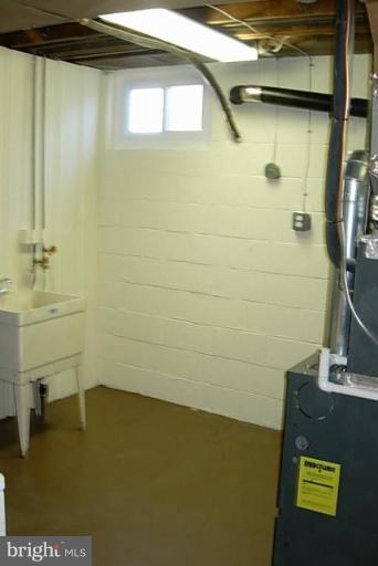 725 Bethnal Road Baltimore, MD 21229 - Photo 13 of 16 Basement #1