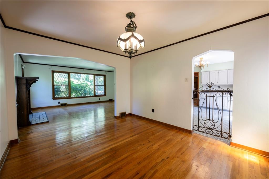 34 Woodside Road Pittsburgh, PA 15221 - Photo 14 of 49 Gallery Image 14