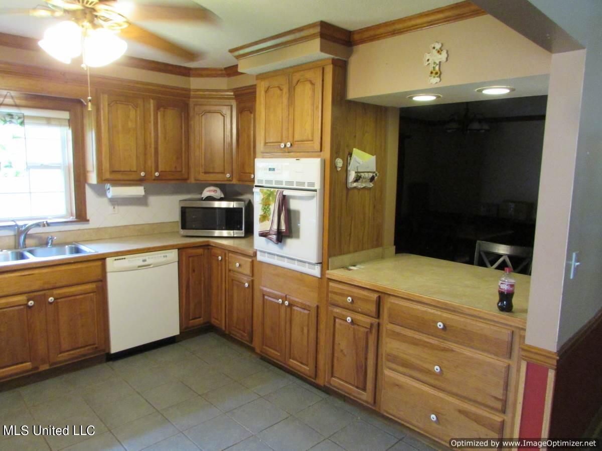 174 Fox Run Road Canton, MS 39046 - Photo 17 of 37 IMG_0018