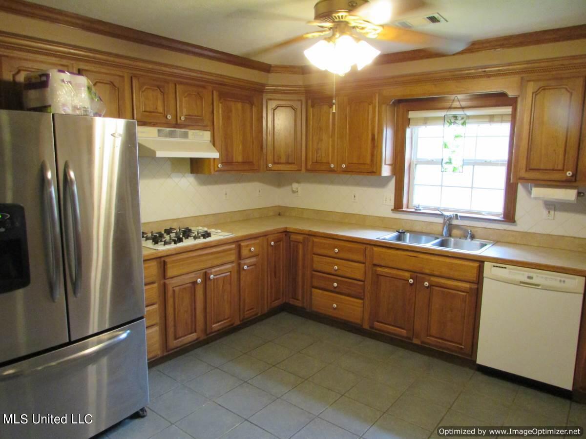 174 Fox Run Road Canton, MS 39046 - Photo 18 of 37 IMG_0019