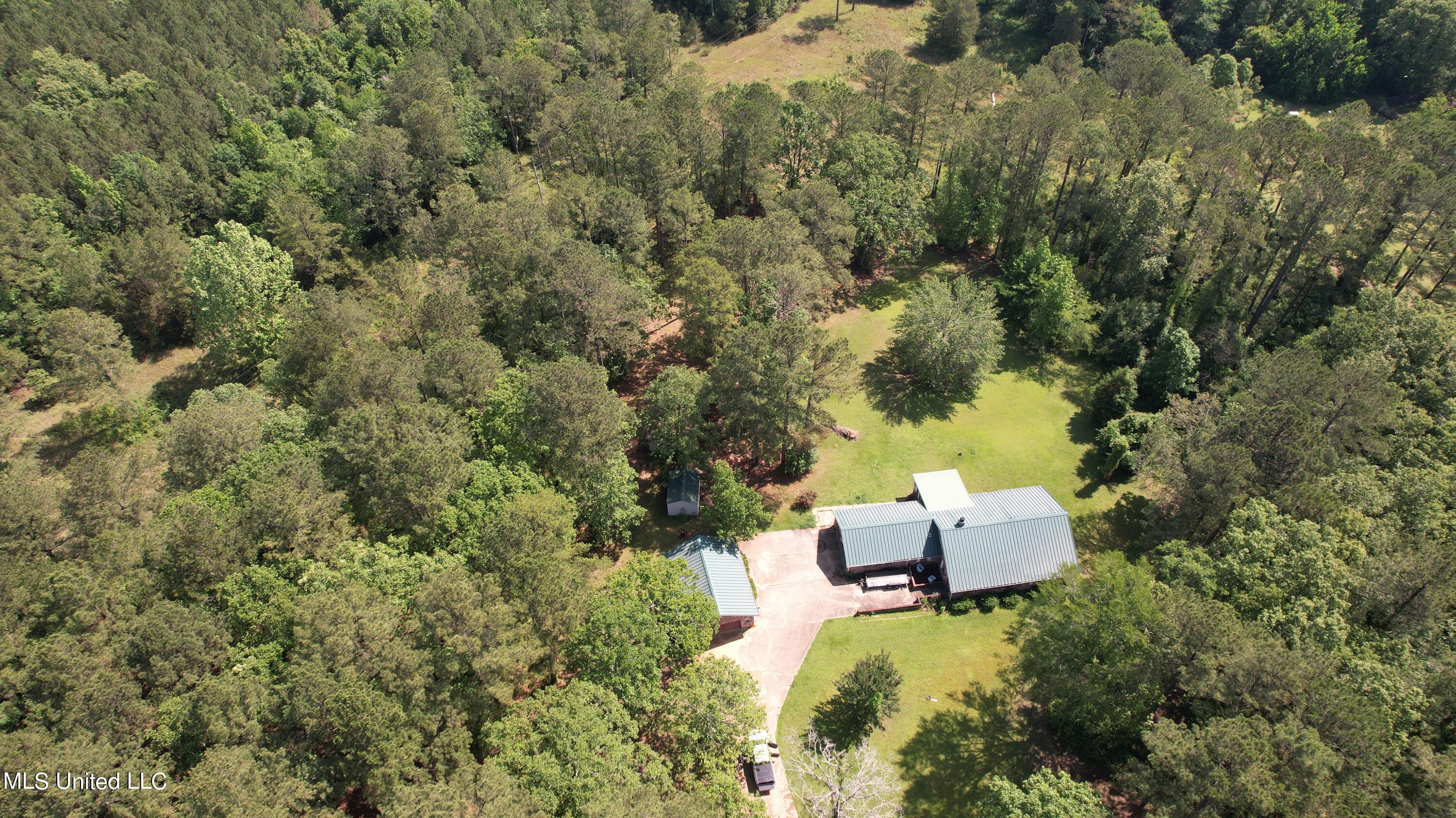 174 Fox Run Road Canton, MS 39046 - Photo 10 of 37 DJI_0443