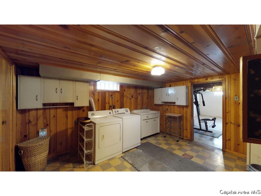2067 Marland Street Springfield, IL 62702 - Photo 29 of 35