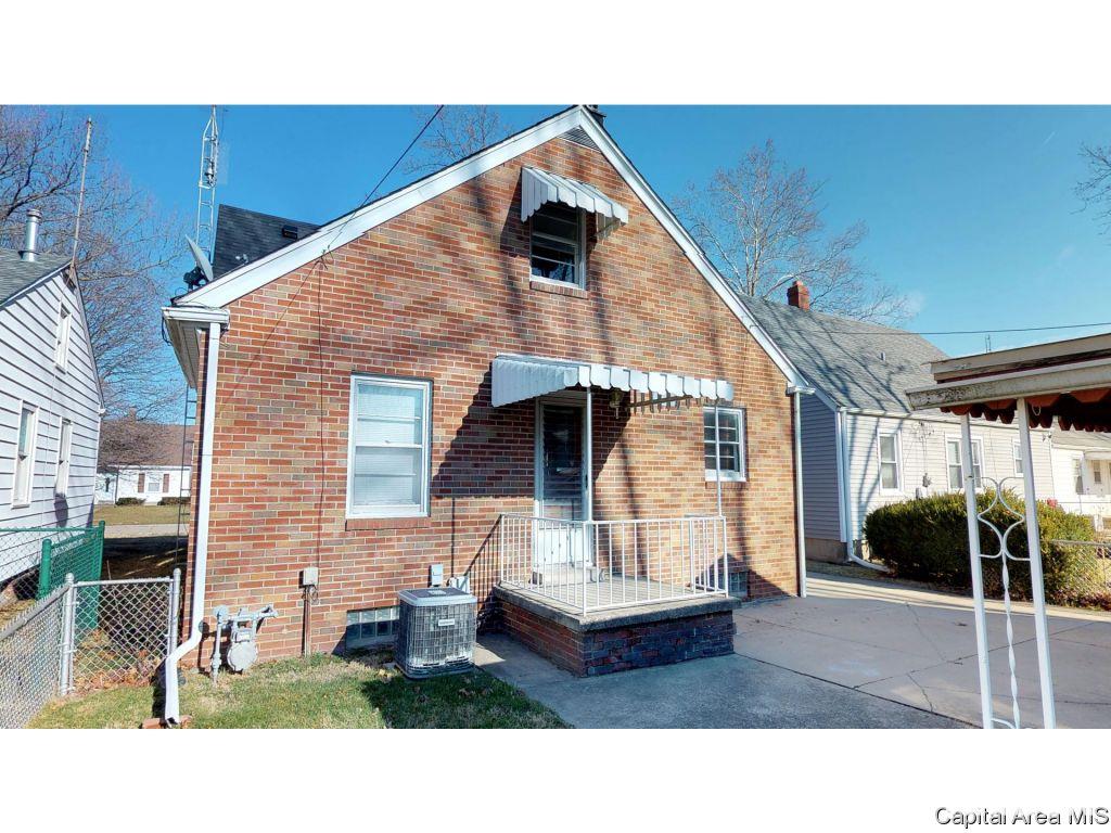 2067 Marland Street Springfield, IL 62702 - Photo 30 of 35