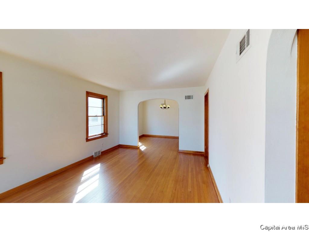 2067 Marland Street Springfield, IL 62702 - Photo 6 of 35