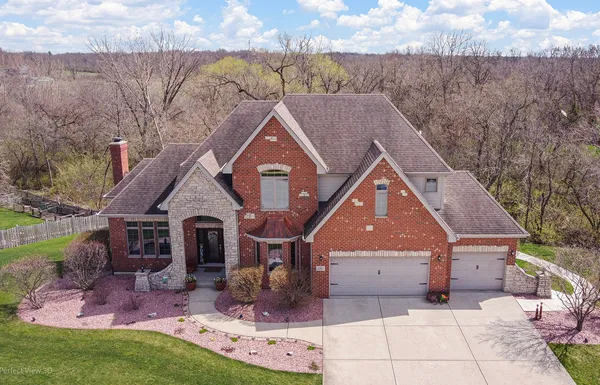 $749,500 | 21163 Wooded Cove Drive, Elwood, IL 60421