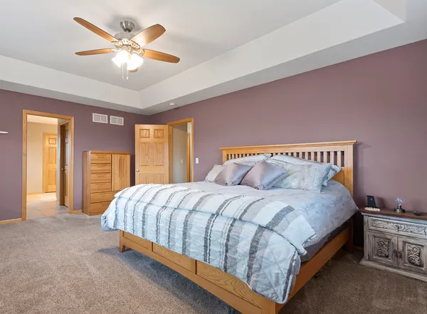 $749,500 | 21163 Wooded Cove Drive, Elwood, IL 60421