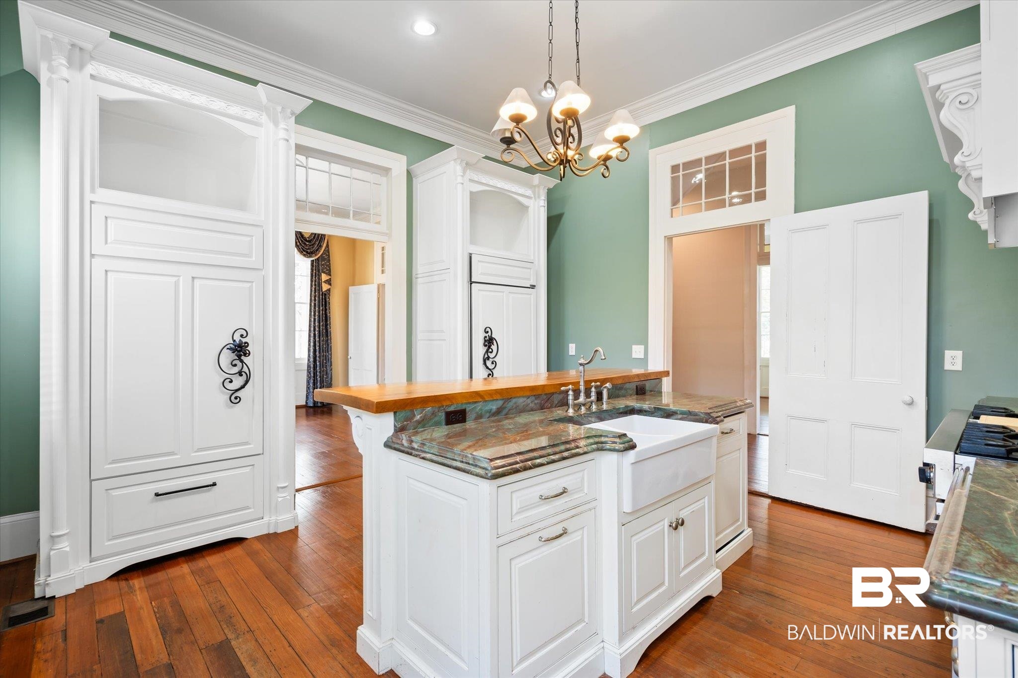 950 Palmetto Street Mobile, AL 36604 - Photo 7 of 33 Kitchen