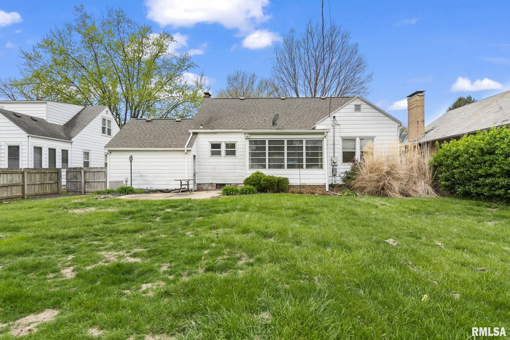 2004 South Walnut Street Springfield, IL 62704 - Photo 37 of 37
