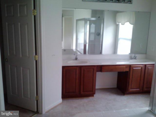 6830 Sand Cherry Way Clinton, MD 20735 - Photo 10 of 10 Bath (Master)