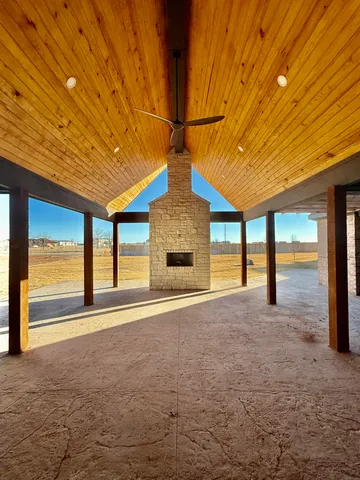 $898,050 | 5825 County Road 7675, Lubbock, TX 79424