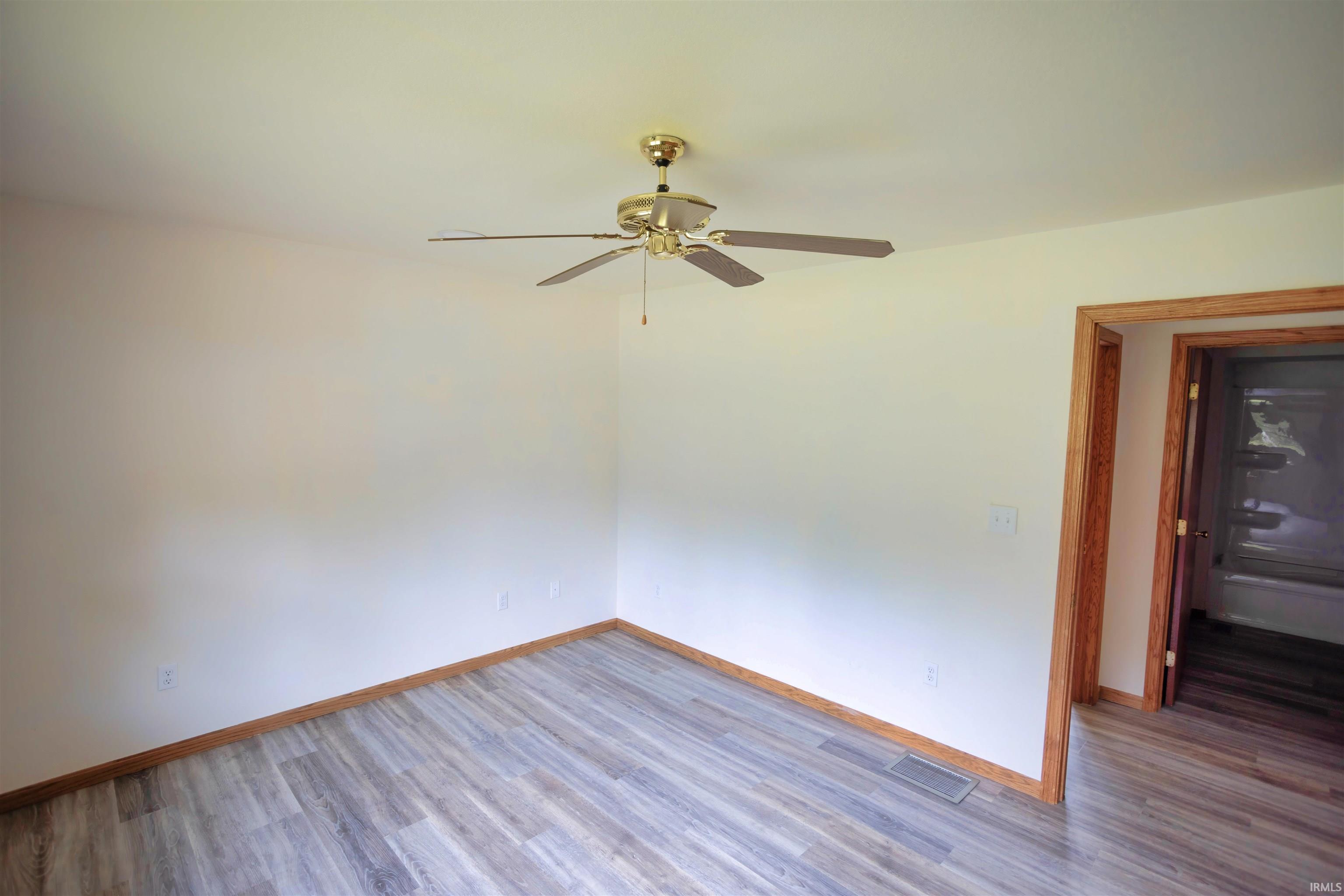 1404 County Road 59 Butler, IN 46721 - Photo 11 of 17 Gallery Image 11