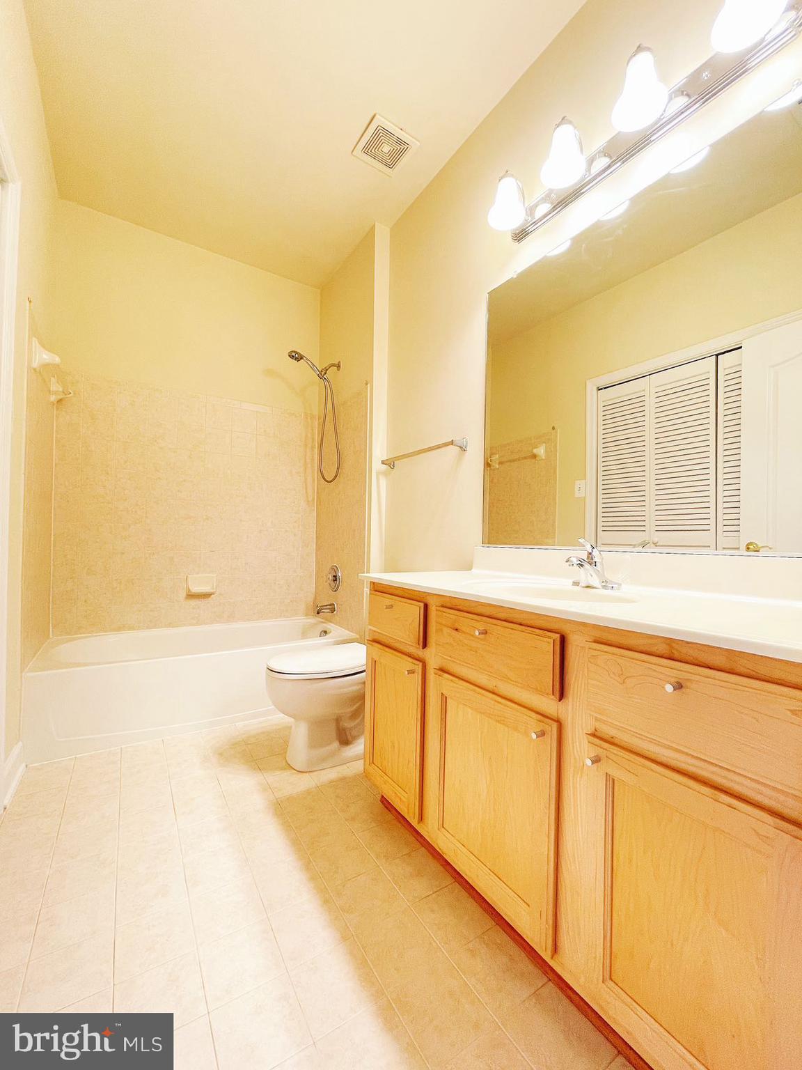 1105 Gaither Road Rockville, MD 20850 - Photo 14 of 27 FULL BATHROOM