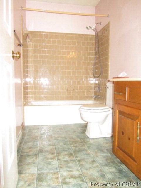 7266 Dutton Road Gloucester, VA 23061 - Photo 8 of 15
