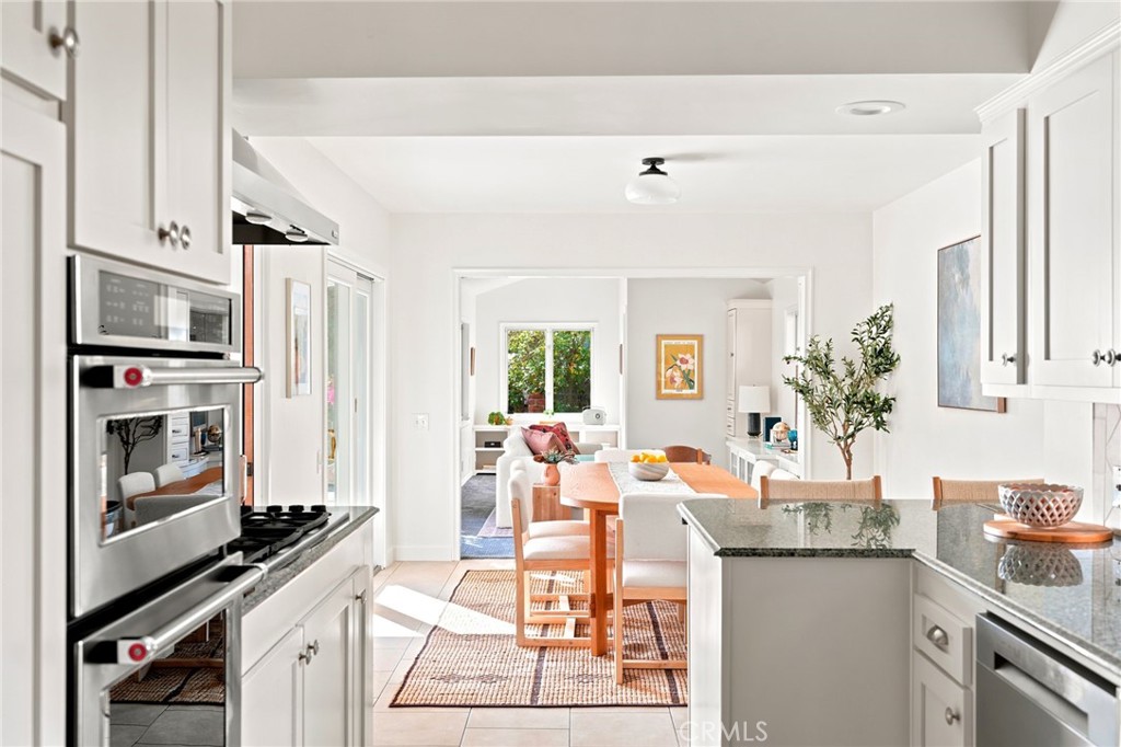 1019 Delaware Road Burbank, CA 91504 - Photo 9 of 43