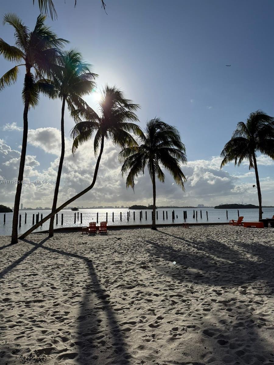 650 Northeast 64th Street, Unit G503 Miami, FL 33138 - Photo 4 of 22 a view of entryway